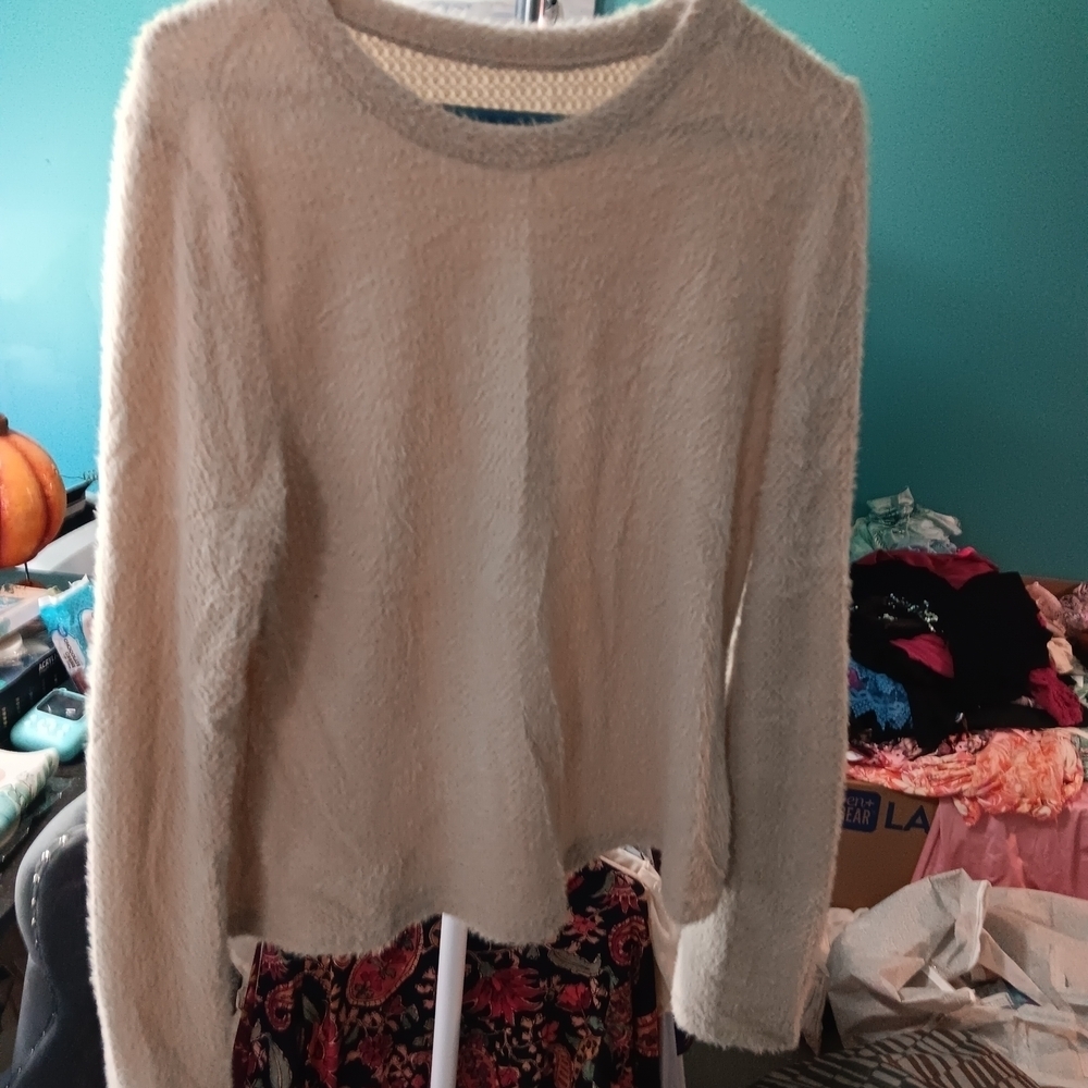 Cozy Cream Sweater - Picture 2 of 3